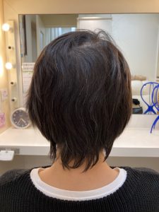 抗がん剤治療後の自毛のカットカラーでウィッグ卒業地毛デビュー！