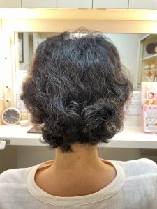 抗がん剤治療後の強いくせ毛を縮毛矯正カットカラーでウィッグ卒業！