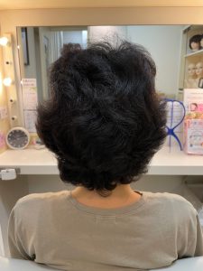 抗がん剤治療後のくせ毛を縮毛矯正カットカラーでウィッグ卒業＆自毛デビュー