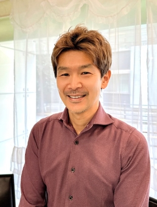 前田 トータルヘアスタイリスト